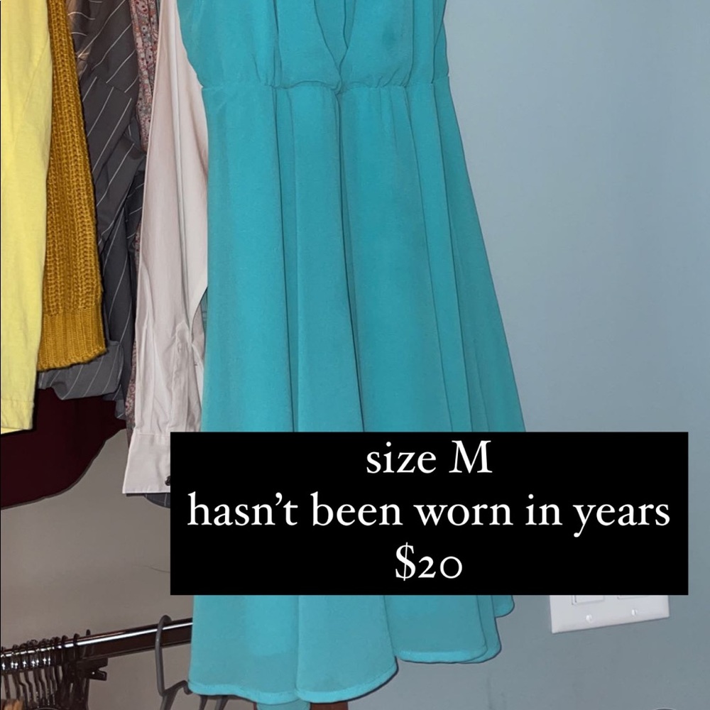 dress - Picture 2 of 2
